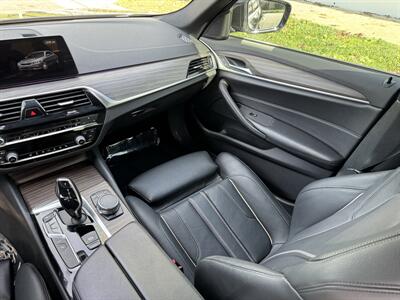 2018 BMW 530e iPerformance   - Photo 49 - Studio City, CA 91604