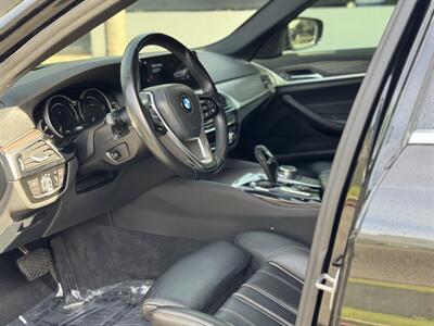 2018 BMW 530e iPerformance   - Photo 31 - Studio City, CA 91604