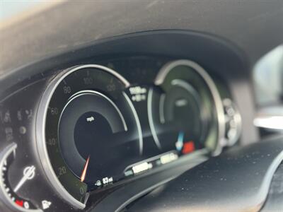 2018 BMW 530e iPerformance   - Photo 37 - Studio City, CA 91604