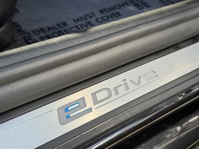 2018 BMW 530e iPerformance   - Photo 67 - Studio City, CA 91604