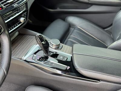 2018 BMW 530e iPerformance   - Photo 36 - Studio City, CA 91604