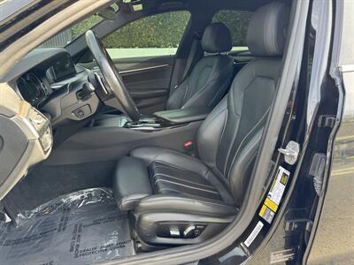 2018 BMW 530e iPerformance   - Photo 30 - Studio City, CA 91604