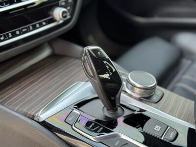 2018 BMW 530e iPerformance   - Photo 41 - Studio City, CA 91604