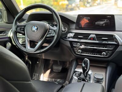 2018 BMW 530e iPerformance   - Photo 53 - Studio City, CA 91604