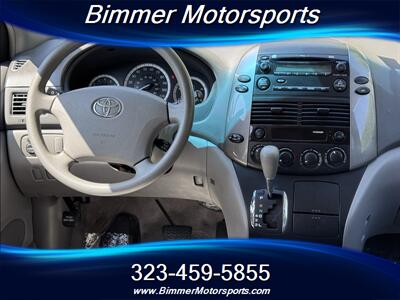 2008 Toyota Sienna CE 7-Passenger   - Photo 38 - Studio City, CA 91604