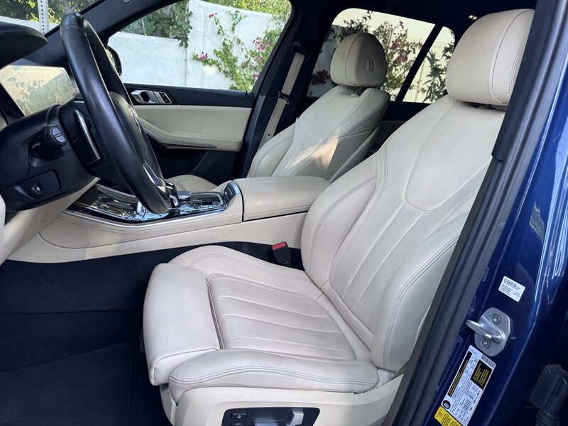 2020 BMW X5 40i - Photo 20