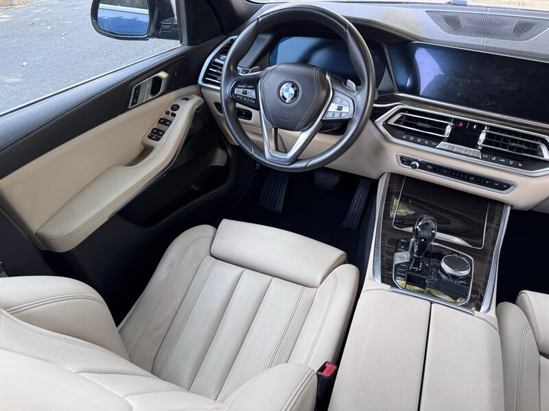 2020 BMW X5 40i - Photo 17