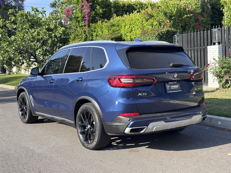 2020 BMW X5 40i - Photo 8