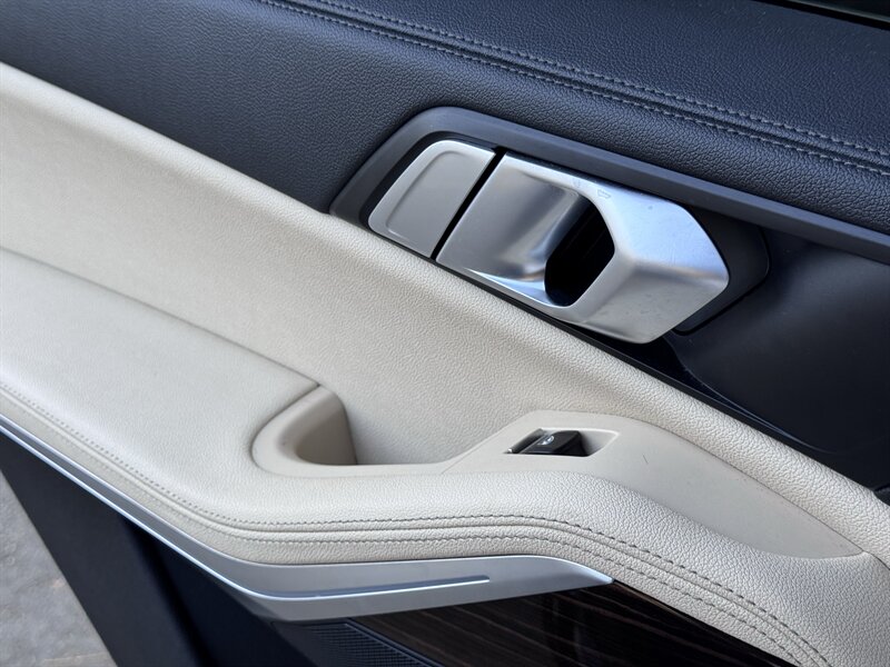 2020 BMW X5 40i - Photo 25
