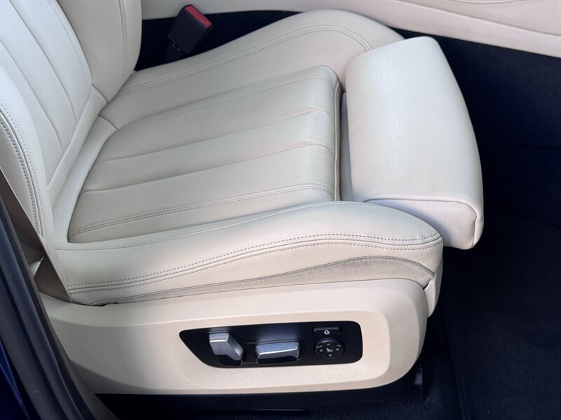 2020 BMW X5 40i - Photo 30