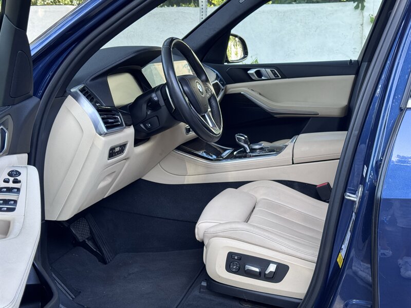 2020 BMW X5 40i - Photo 19
