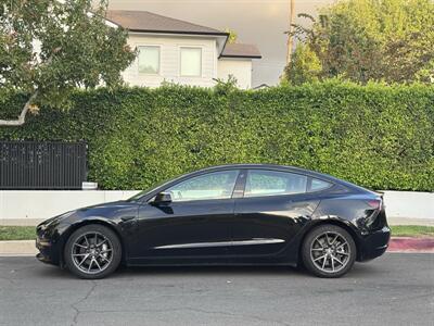 2022 Tesla Model 3 - Photo 5 - Studio City, CA 91604