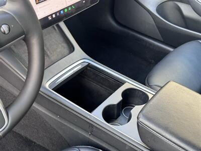 2022 Tesla Model 3 - Photo 17 - Studio City, CA 91604