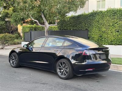 2022 Tesla Model 3 - Photo 10 - Studio City, CA 91604