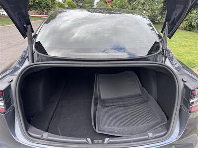 2022 Tesla Model 3   - Photo 36 - Studio City, CA 91604