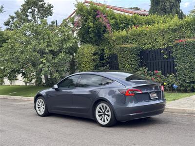 2022 Tesla Model 3   - Photo 9 - Studio City, CA 91604
