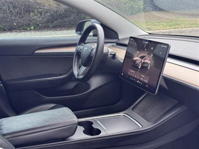 2022 Tesla Model 3   - Photo 27 - Studio City, CA 91604