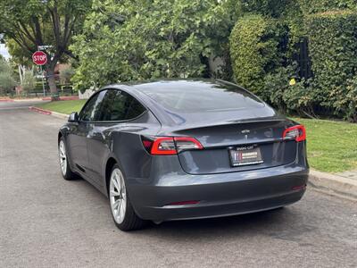 2022 Tesla Model 3   - Photo 8 - Studio City, CA 91604