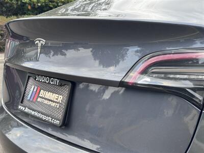2022 Tesla Model 3   - Photo 15 - Studio City, CA 91604
