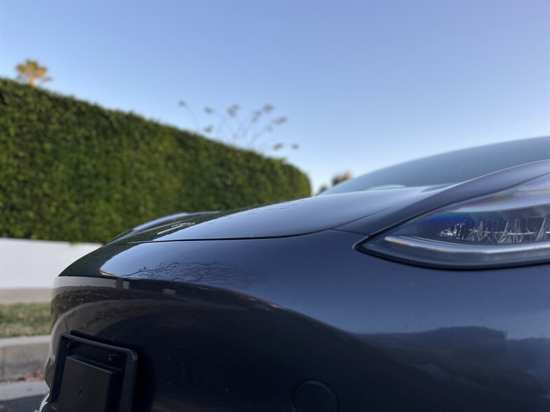 2020 Tesla Model 3 Base photo 4