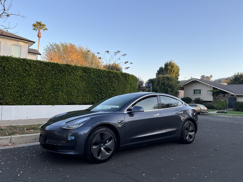 2020 Tesla Model 3 Base photo 2