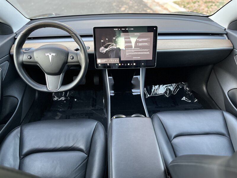 2020 Tesla Model 3 Base photo 32