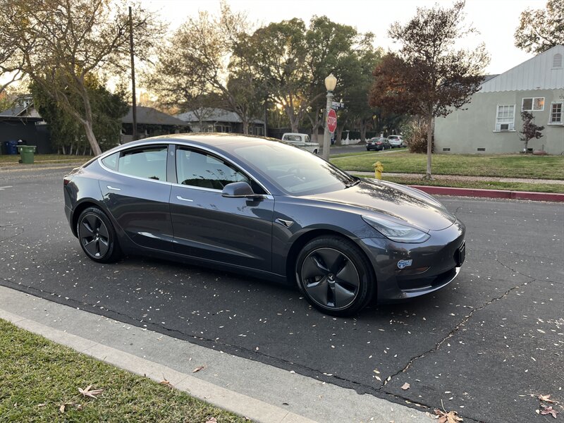 2020 Tesla Model 3 Base photo 19