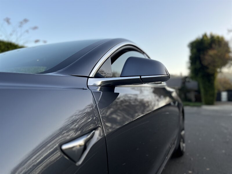 2020 Tesla Model 3 Base photo 8