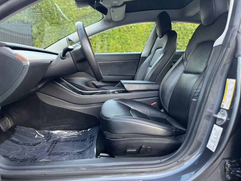 2020 Tesla Model 3 Base photo 24