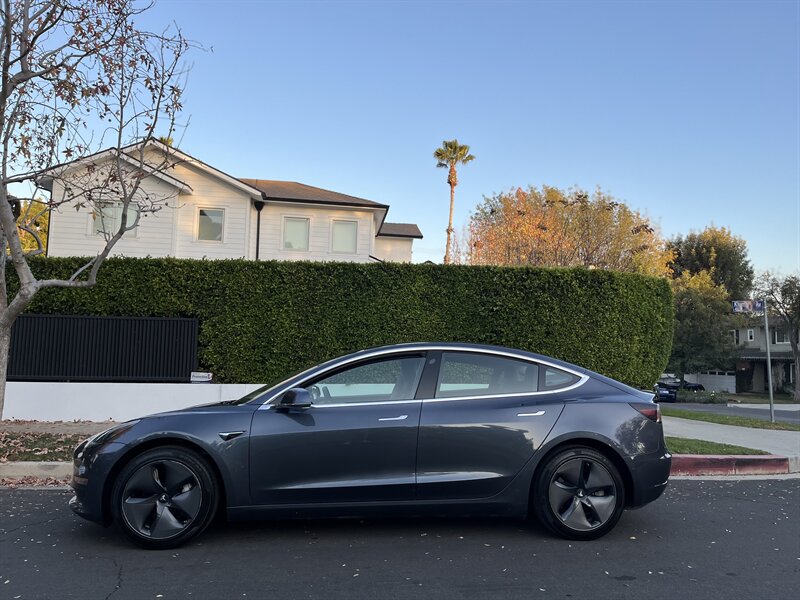 2020 Tesla Model 3 Base photo 7