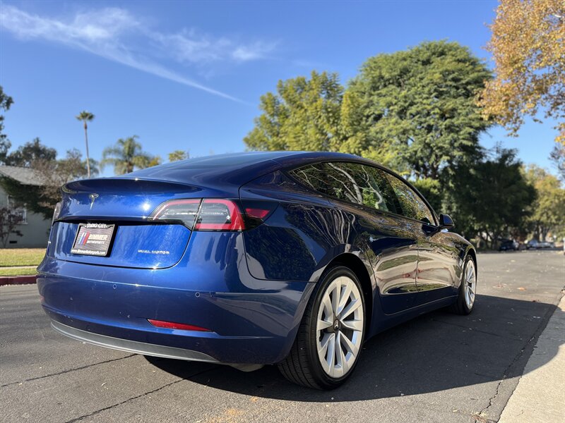 2022 Tesla Model 3 Long Range photo 10