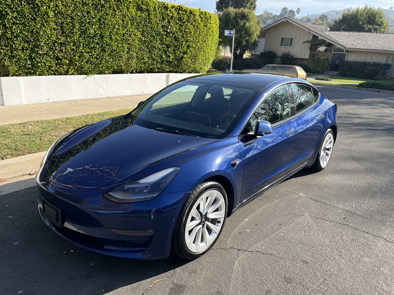 2022 Tesla Model 3 Long Range photo 3