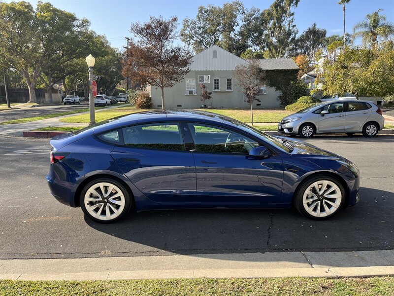 2022 Tesla Model 3 Long Range photo 14