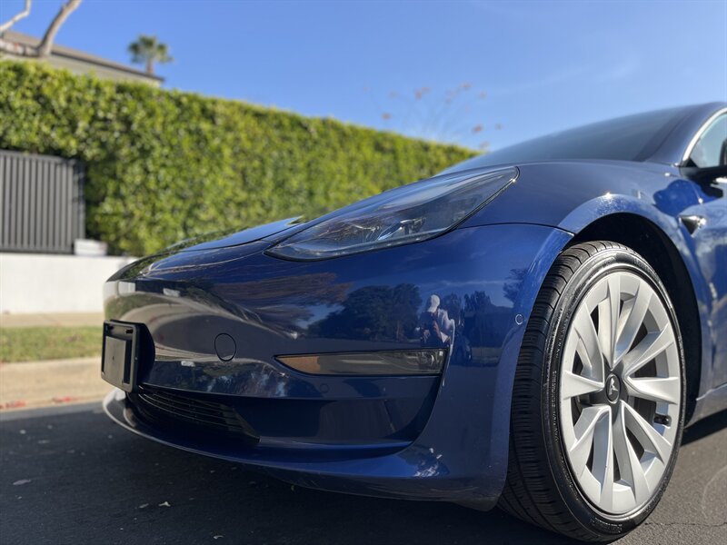 2022 Tesla Model 3 Long Range photo 5