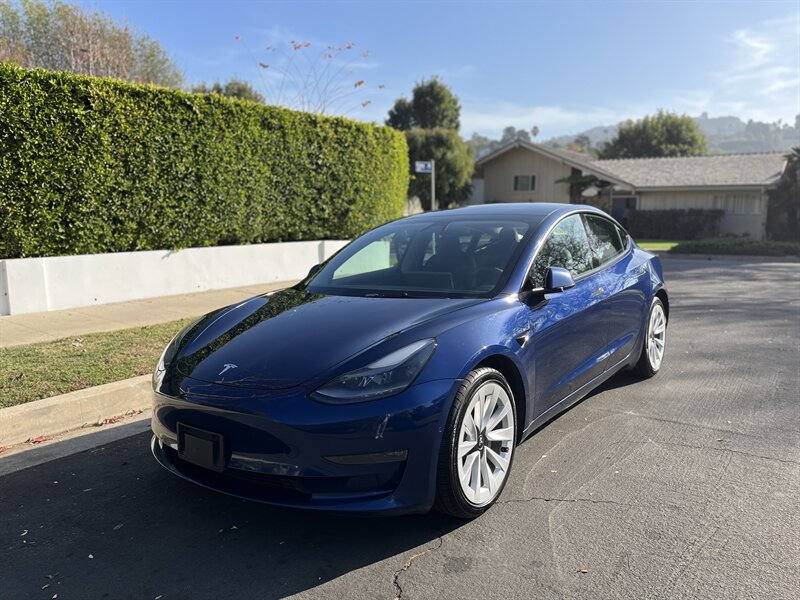 2022 Tesla Model 3 Long Range photo 2