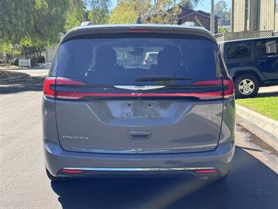 2022 Chrysler Pacifica Touring L - Photo 15 - Studio City, CA 91604