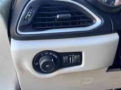 2022 Chrysler Pacifica Touring L - Photo 40 - Studio City, CA 91604