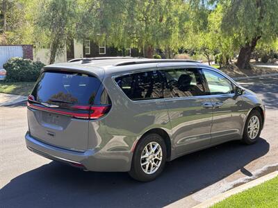 2022 Chrysler Pacifica Touring L - Photo 14 - Studio City, CA 91604