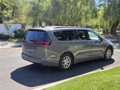 2022 Chrysler Pacifica Touring L - Photo 18 - Studio City, CA 91604
