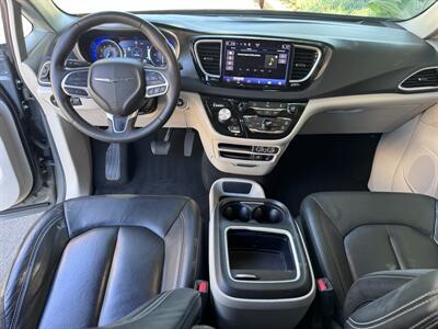 2022 Chrysler Pacifica Touring L - Photo 20 - Studio City, CA 91604