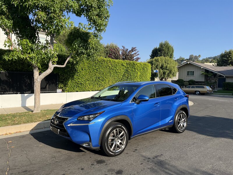 2016 Lexus NX 300h  