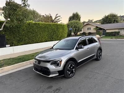 2023 Kia Niro EV Wind   - Photo 2 - Studio City, CA 91604
