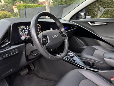 2023 Kia Niro EV Wind   - Photo 24 - Studio City, CA 91604