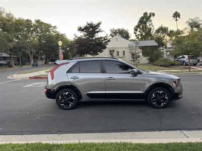 2023 Kia Niro EV Wind   - Photo 17 - Studio City, CA 91604