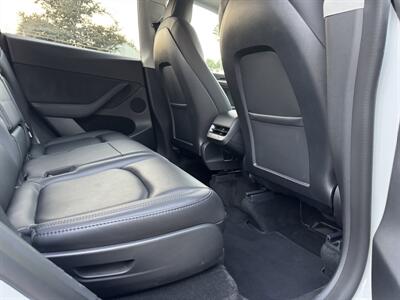 2022 Tesla Model Y Long Range   - Photo 42 - Studio City, CA 91604