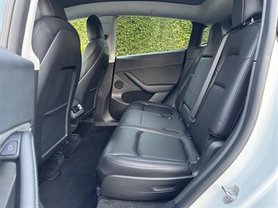 2022 Tesla Model Y Long Range   - Photo 28 - Studio City, CA 91604