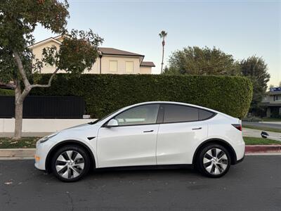 2022 Tesla Model Y Long Range   - Photo 9 - Studio City, CA 91604