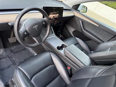 2022 Tesla Model Y Long Range   - Photo 29 - Studio City, CA 91604