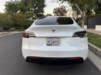2022 Tesla Model Y Long Range   - Photo 13 - Studio City, CA 91604