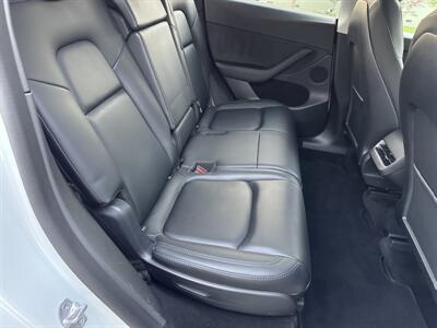 2022 Tesla Model Y Long Range   - Photo 41 - Studio City, CA 91604